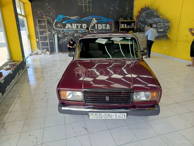 LADA (VAZ) 2107-1