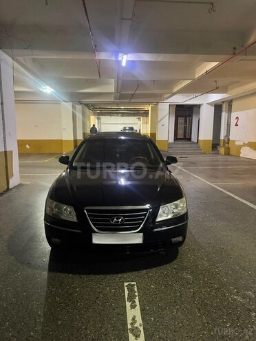 Hyundai Sonata-1