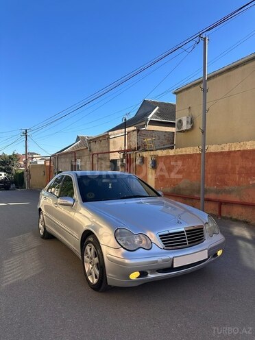 Mercedes C 200-3