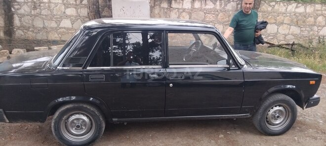 LADA (VAZ) 2107-5