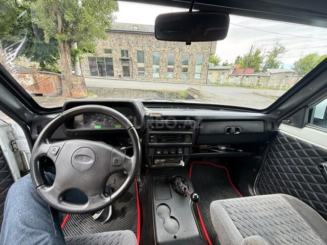 LADA (VAZ) Niva-8