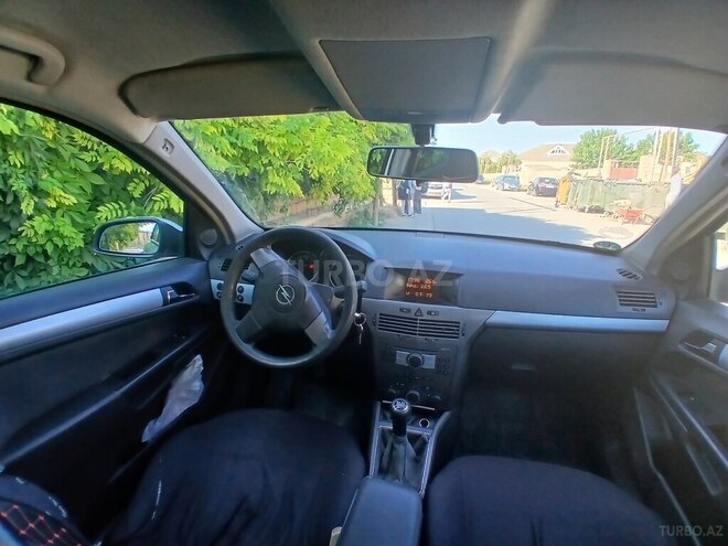 Opel Astra-2