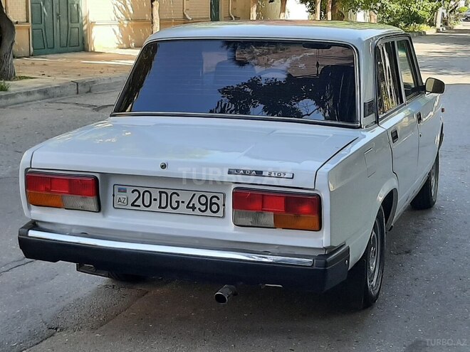 LADA (VAZ) 2107-3