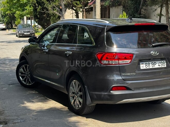 Kia Sorento-11