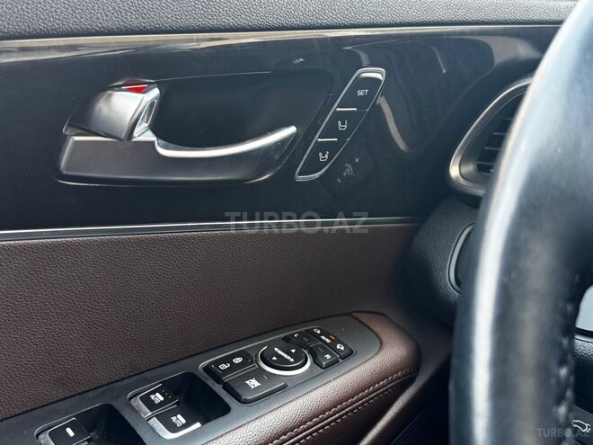 Kia Sorento-18
