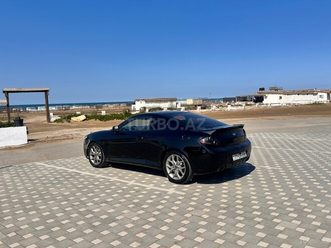 Hyundai Coupe-4