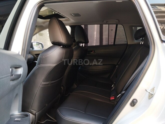 Toyota Corolla Cross-12