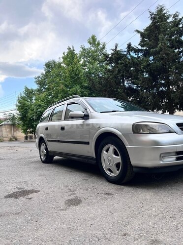 Opel Astra-21
