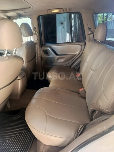 Jeep Grand Cherokee-3