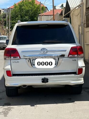 Toyota Land Cruiser-4
