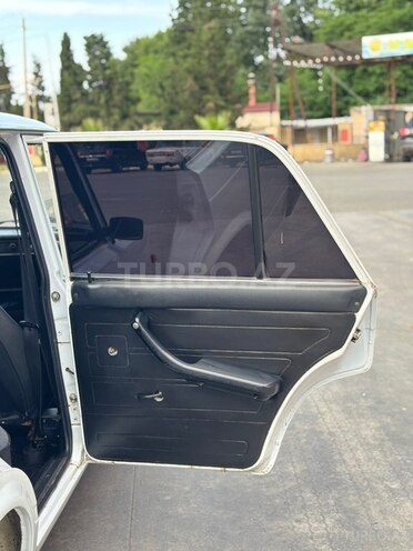LADA (VAZ) 2107-15