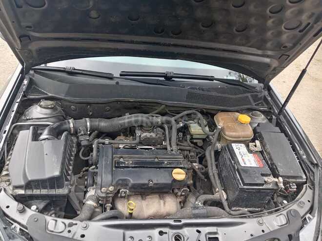 Opel Astra-8
