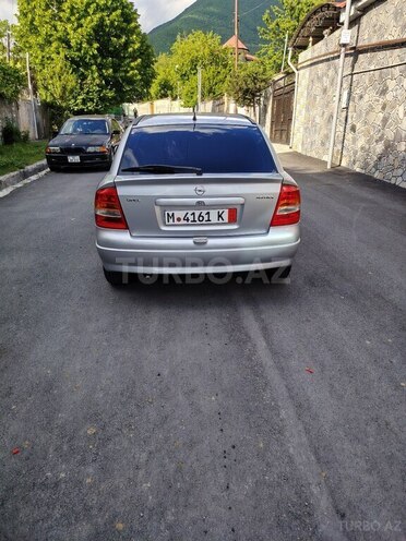 Opel Astra-4