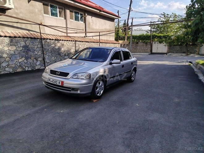 Opel Astra-2