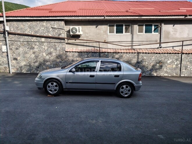 Opel Astra-9