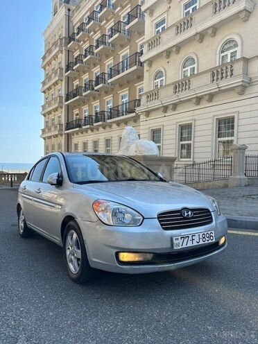 Hyundai Accent-6
