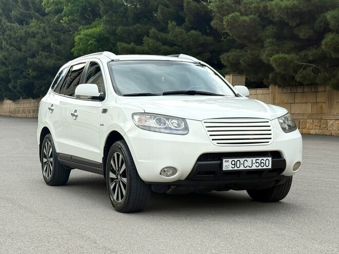 Hyundai Santa Fe-1