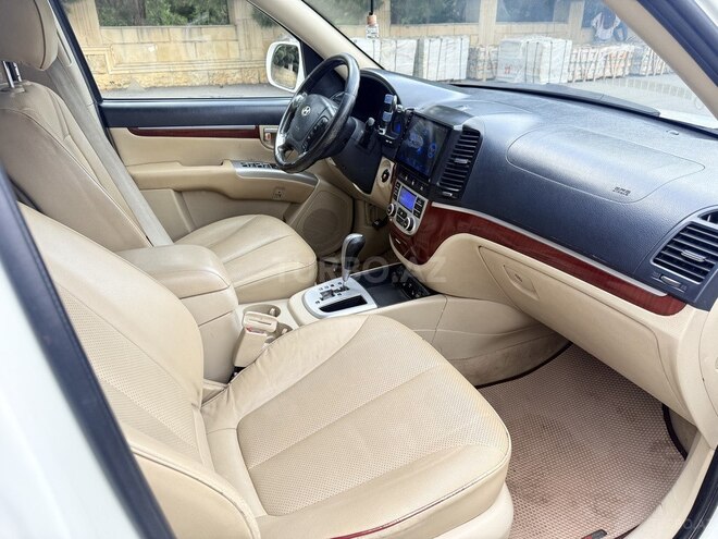 Hyundai Santa Fe-6