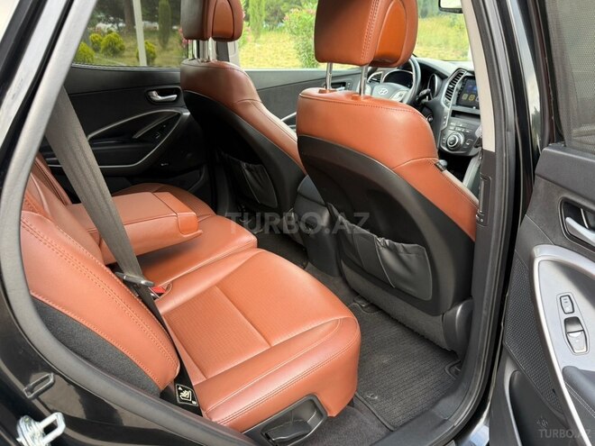 Hyundai Santa Fe-17