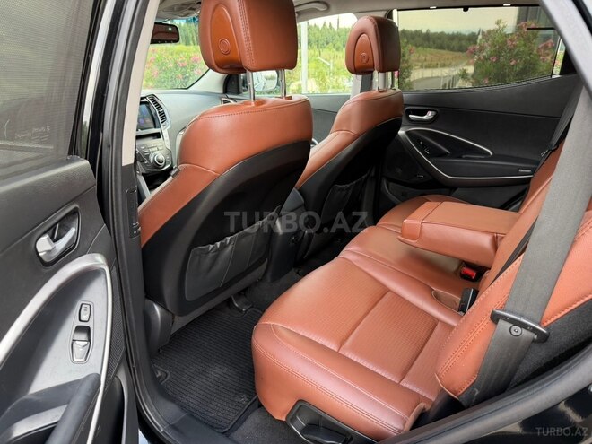 Hyundai Santa Fe-16