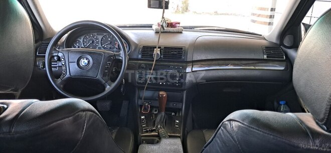 BMW 325-4