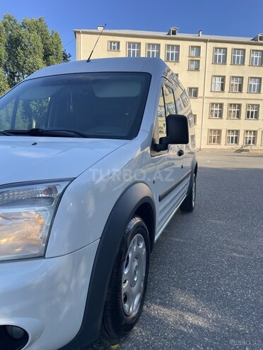 Ford Transit Connect-2