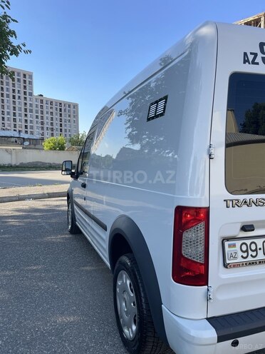 Ford Transit Connect-5