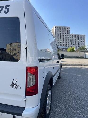 Ford Transit Connect-4