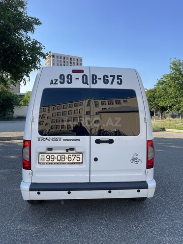 Ford Transit Connect-6