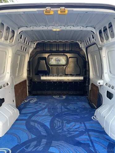 Ford Transit Connect-7