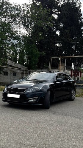 Kia Optima-3