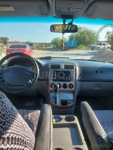 Kia Carnival-6