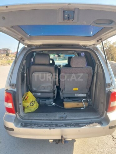 Kia Carnival-7