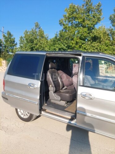 Kia Carnival-9