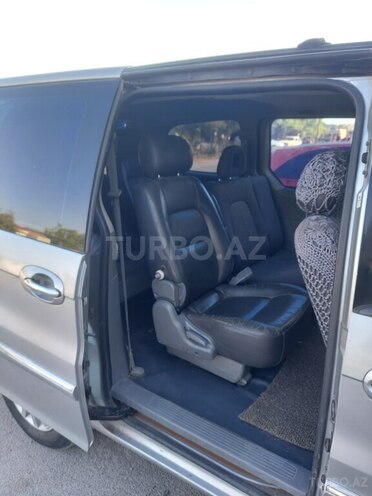 Kia Carnival-15