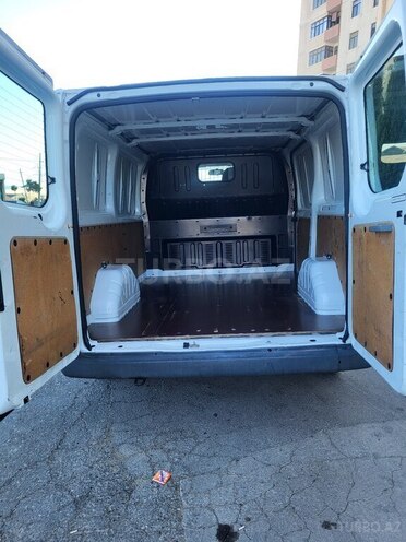 Ford Transit-18