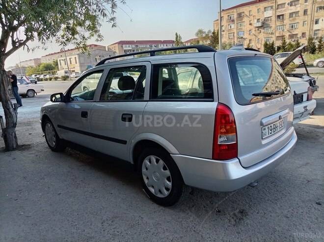 Opel Astra-2