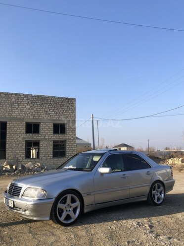 Mercedes C 280-4
