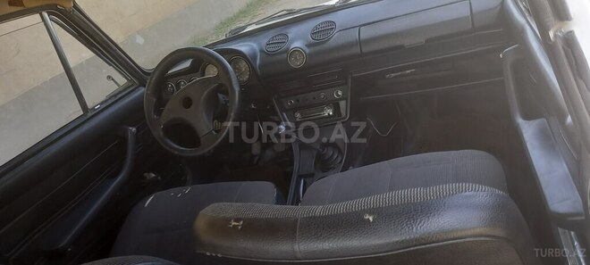 LADA (VAZ) 2106-5
