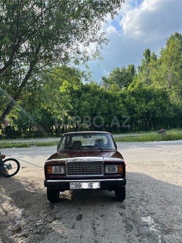LADA (VAZ) 2107-2