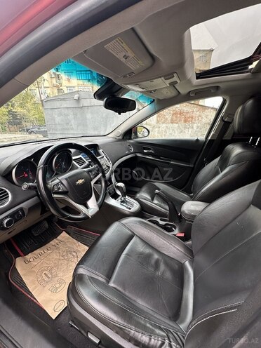 Chevrolet Cruze-21