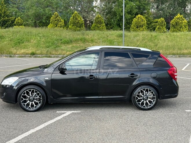 Kia Ceed SW-3