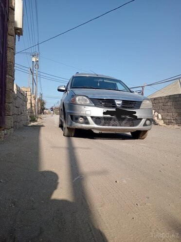 Dacia Logan-1