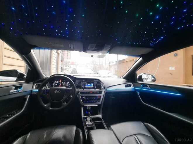 Hyundai Sonata-4