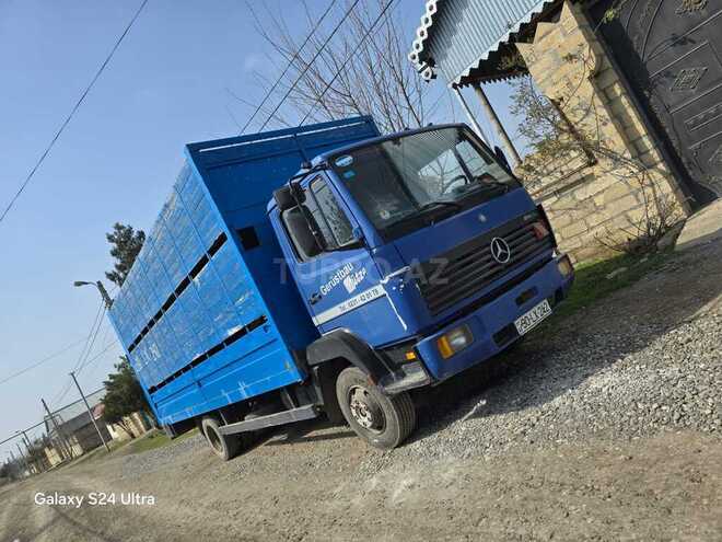 Mercedes Atego 814-5