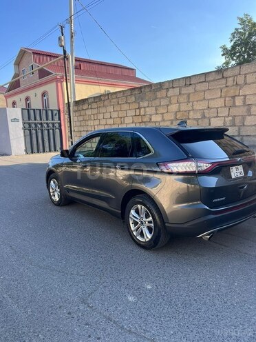 Ford Edge-5