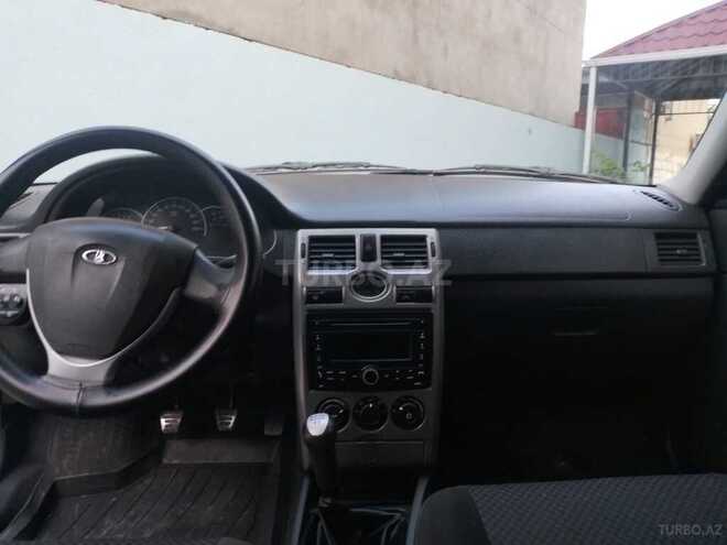 LADA (VAZ) Priora-10