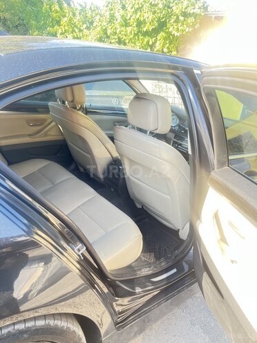 BMW 528-9