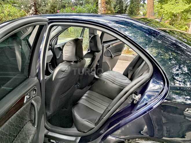 Mercedes C 200-11