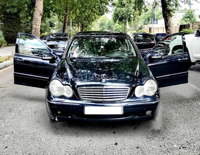 Mercedes C 200-1